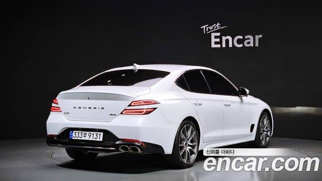Genesis G70