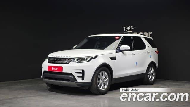 Land Rover Discovery 5