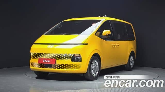 Hyundai Staria