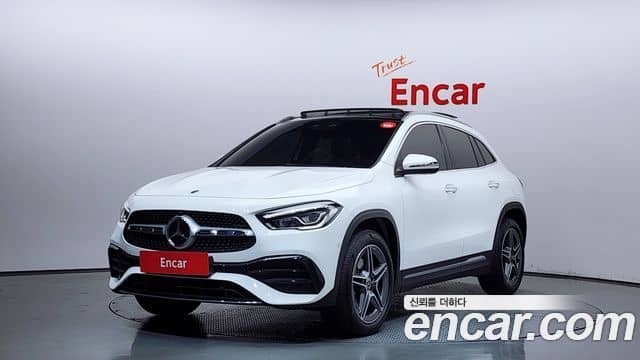 Mercedes-Benz GLA-Class