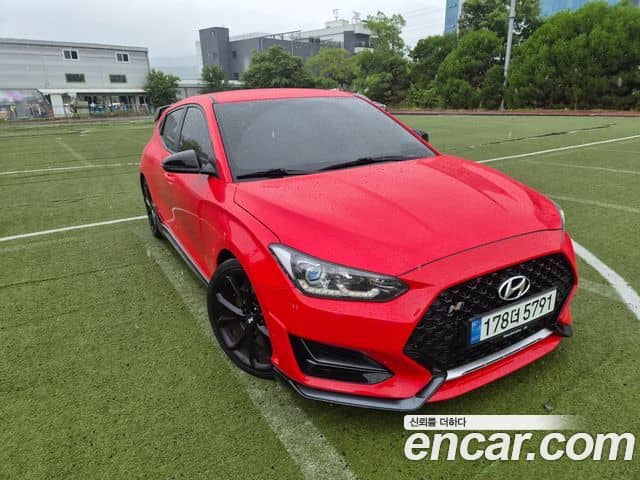 Hyundai Veloster