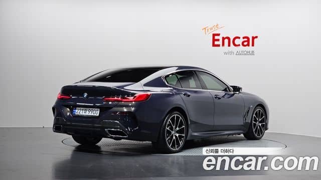 BMW 8 Series