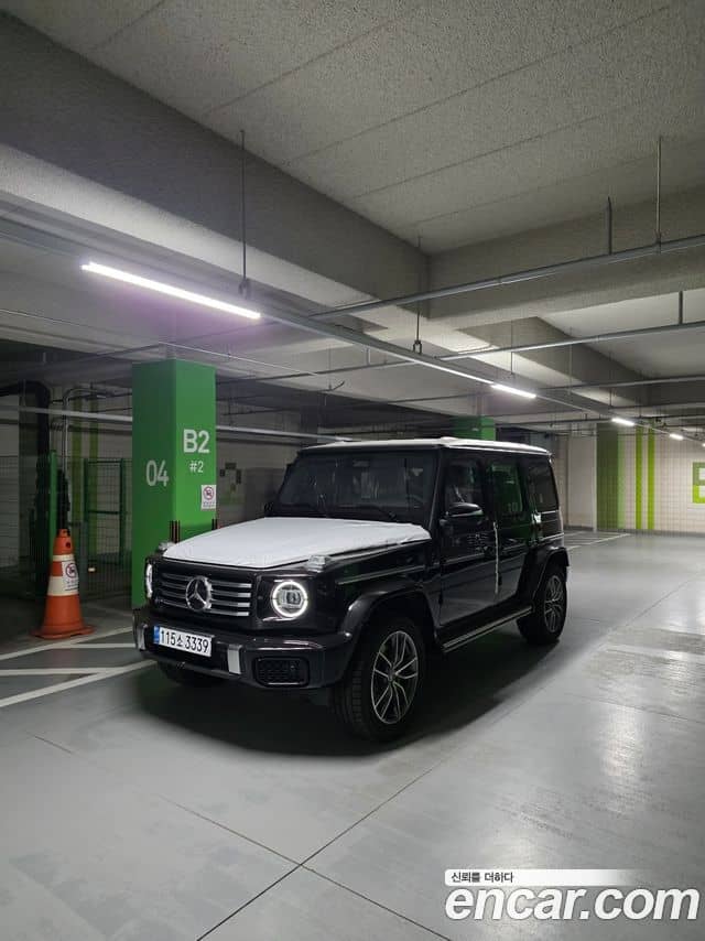 Mercedes-Benz G-Class