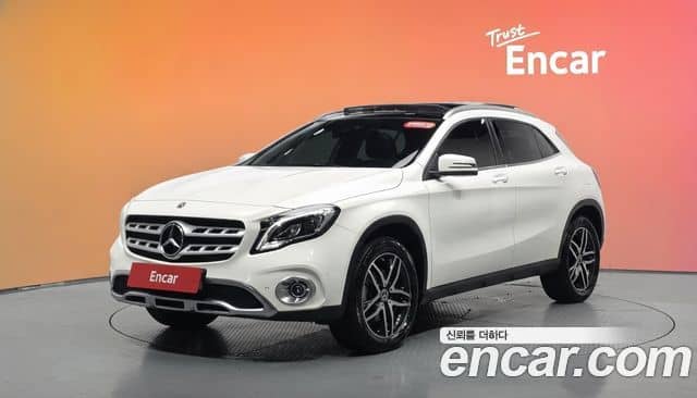 Mercedes-Benz GLA-Class