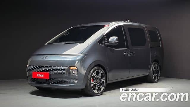 Hyundai Staria