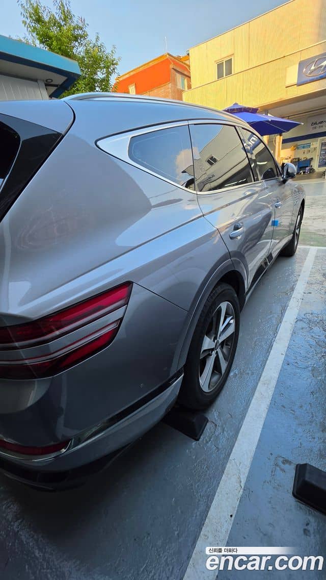 Genesis GV80