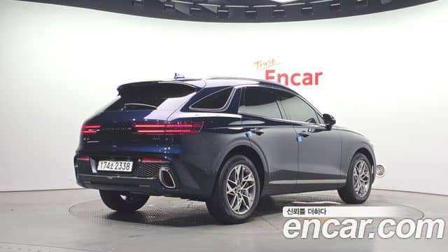 Genesis GV70
