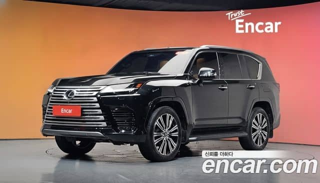 Lexus LX