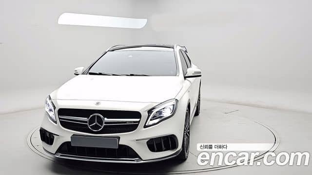 Mercedes-Benz GLA-Class