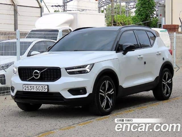 Volvo XC40