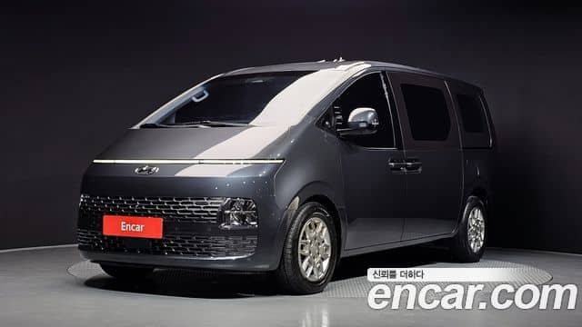 Hyundai Staria