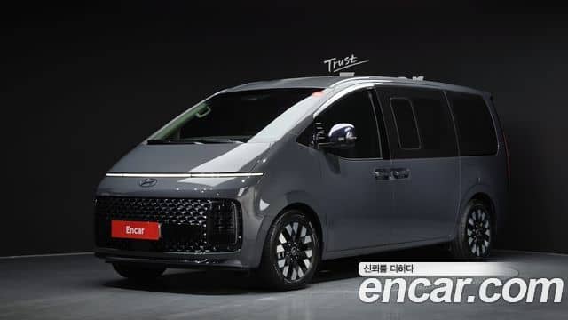 Hyundai Staria