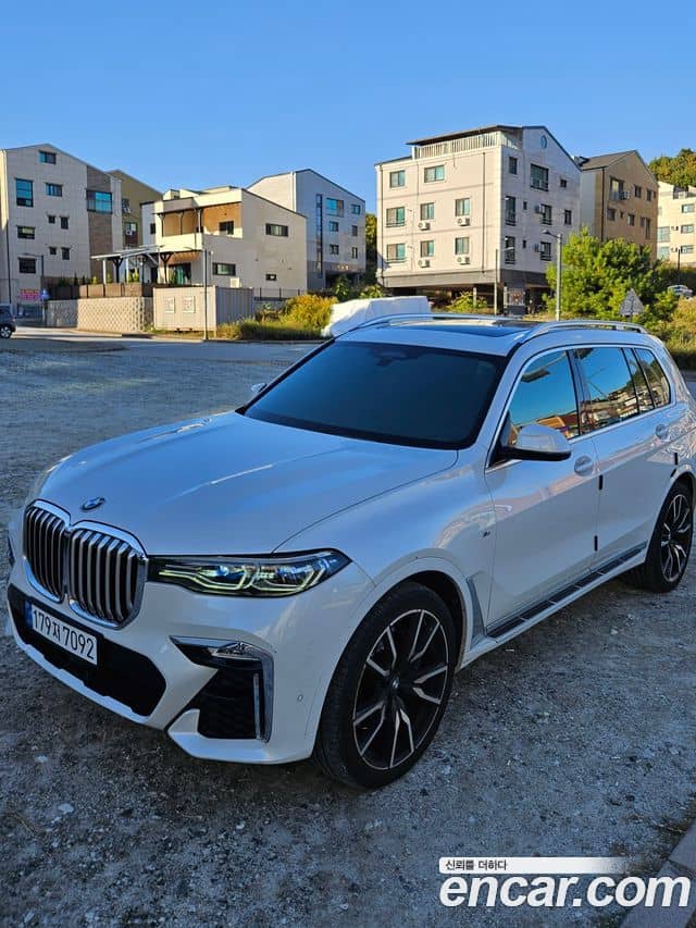 BMW X7