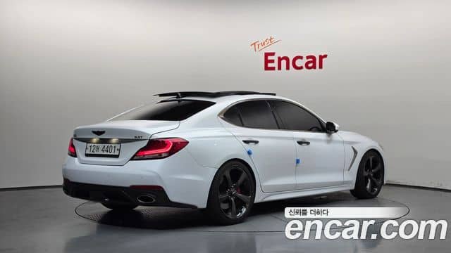 Genesis G70