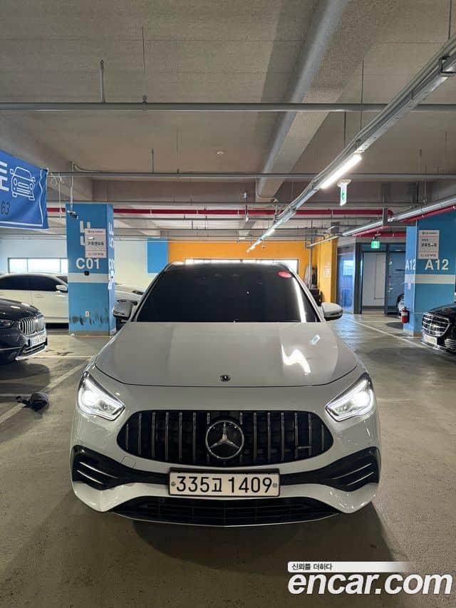 Mercedes-Benz GLA-Class