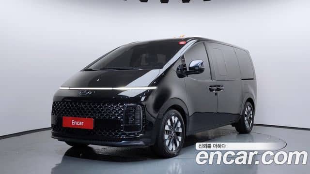 Hyundai Staria