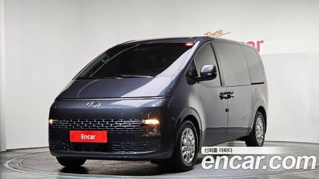 Hyundai Staria