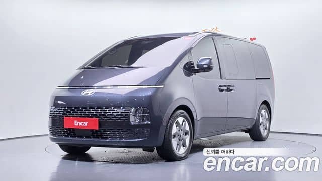 Hyundai Staria