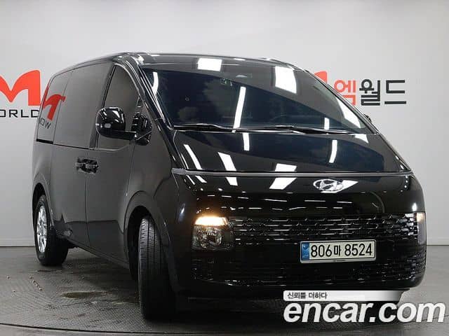 Hyundai Staria