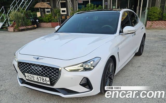 Genesis G70