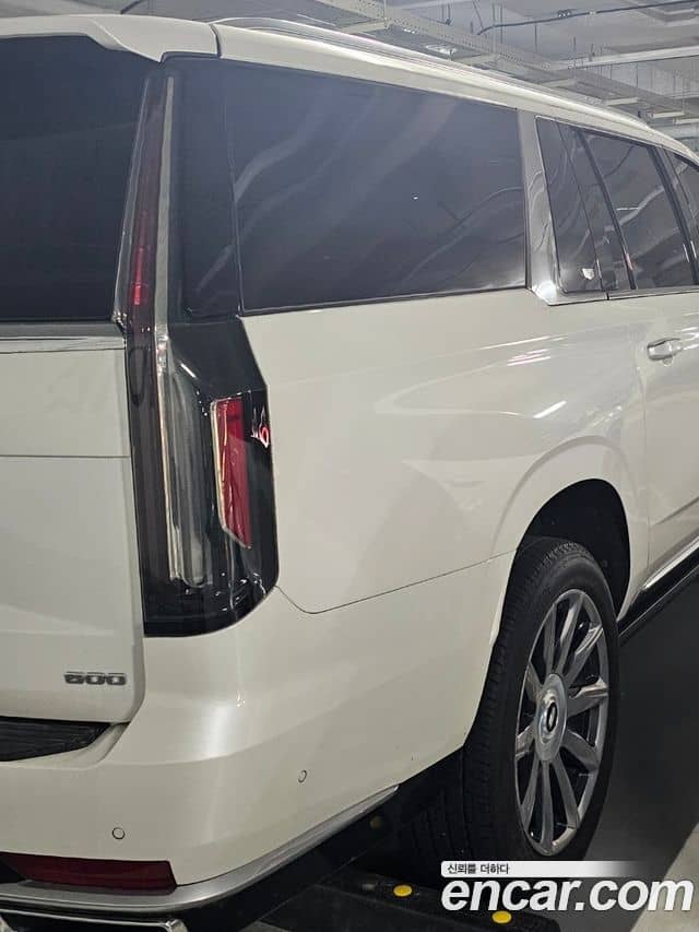 Cadillac Escalade