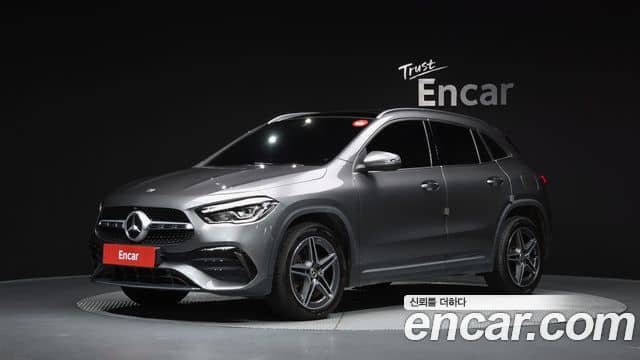Mercedes-Benz GLA-Class