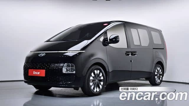 Hyundai Staria