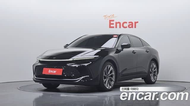 Toyota Crown Crossover