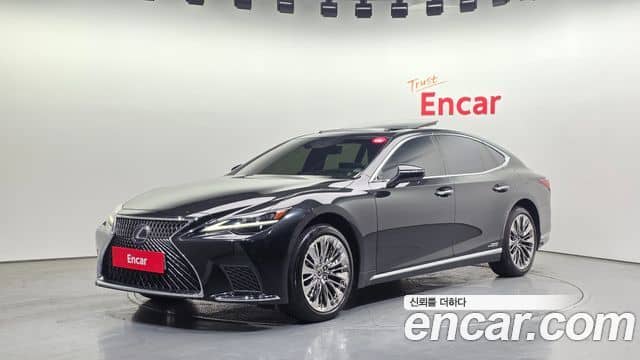 Lexus LS500h