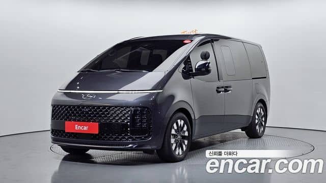 Hyundai Staria