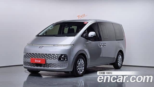 Hyundai Staria