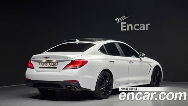 Genesis G70