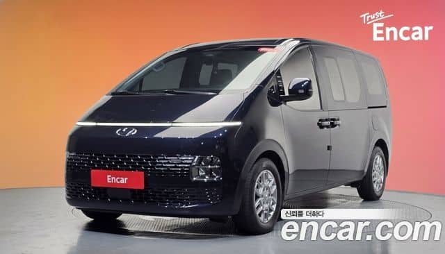 Hyundai Staria