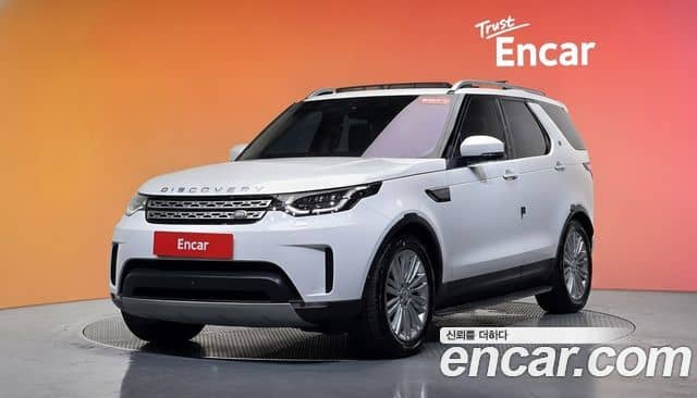 Land Rover Discovery 5