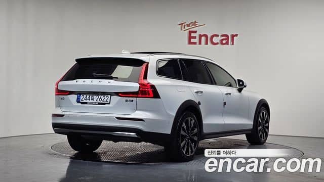 Volvo V60 Cross Country
