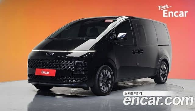 Hyundai Staria