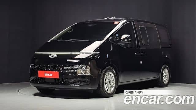 Hyundai Staria
