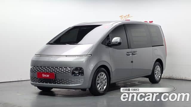 Hyundai Staria