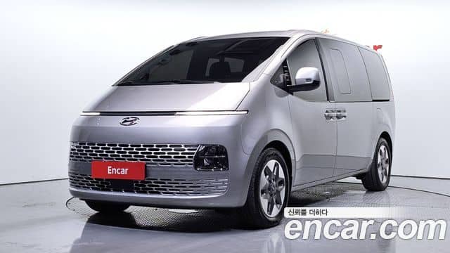 Hyundai Staria