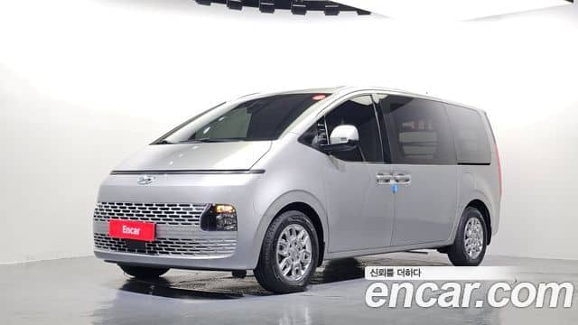 Hyundai Staria