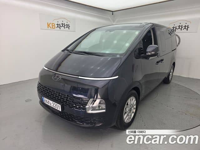 Hyundai Staria