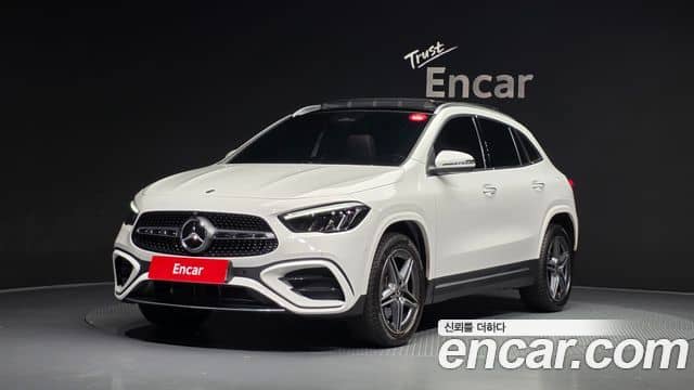 Mercedes-Benz GLA-Class