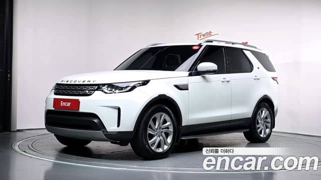 Land Rover Discovery 5