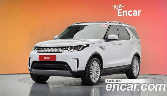 Land Rover Discovery 5