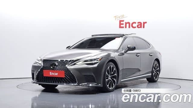 Lexus LS500