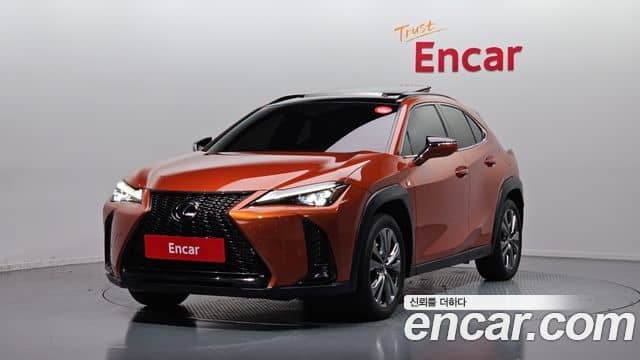 Lexus UX250h