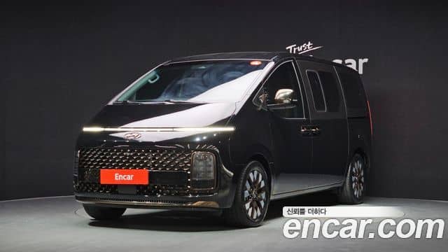 Hyundai Staria