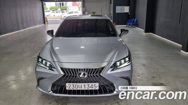 Lexus ES300h