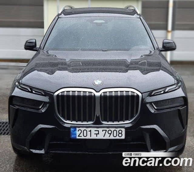 BMW X7