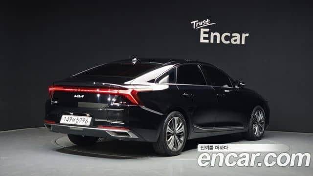 Kia K8